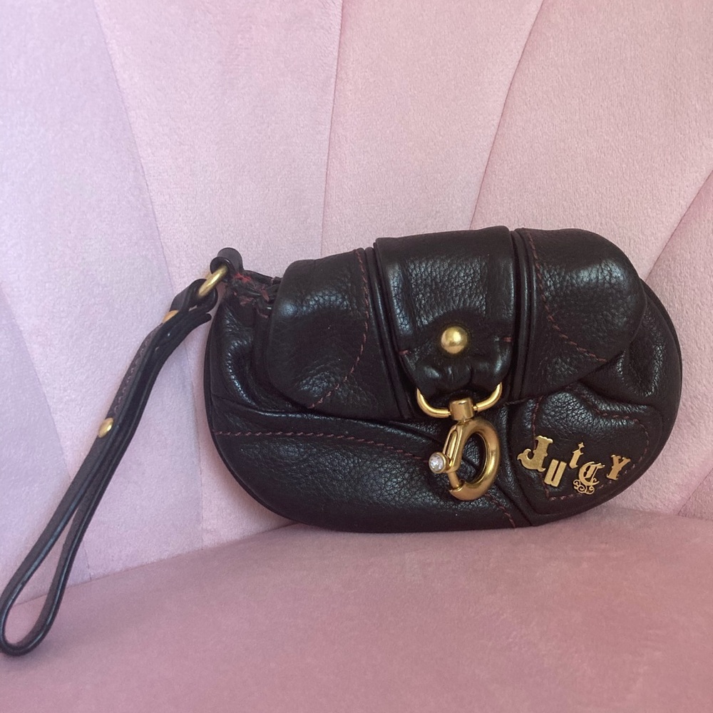 Juicy Couture wristlet